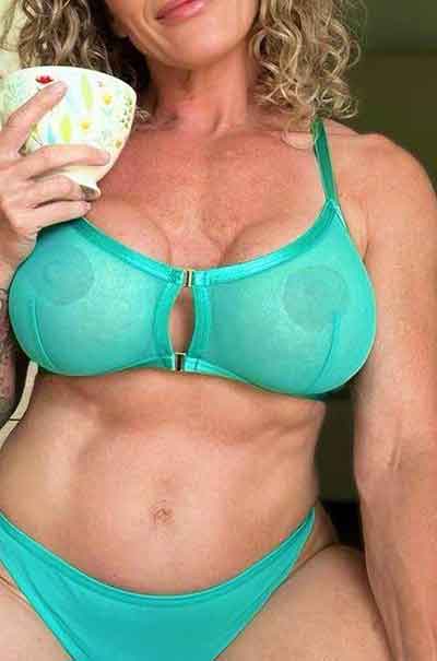 Sabrina, 38 Jahre, Charlottenburg